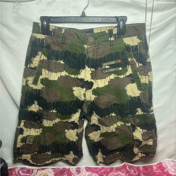 Men’s vintage JNCO LA unit camo shorts